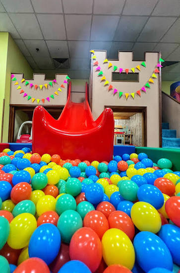 HappyLand Játszóház és Gyermekmegőrző