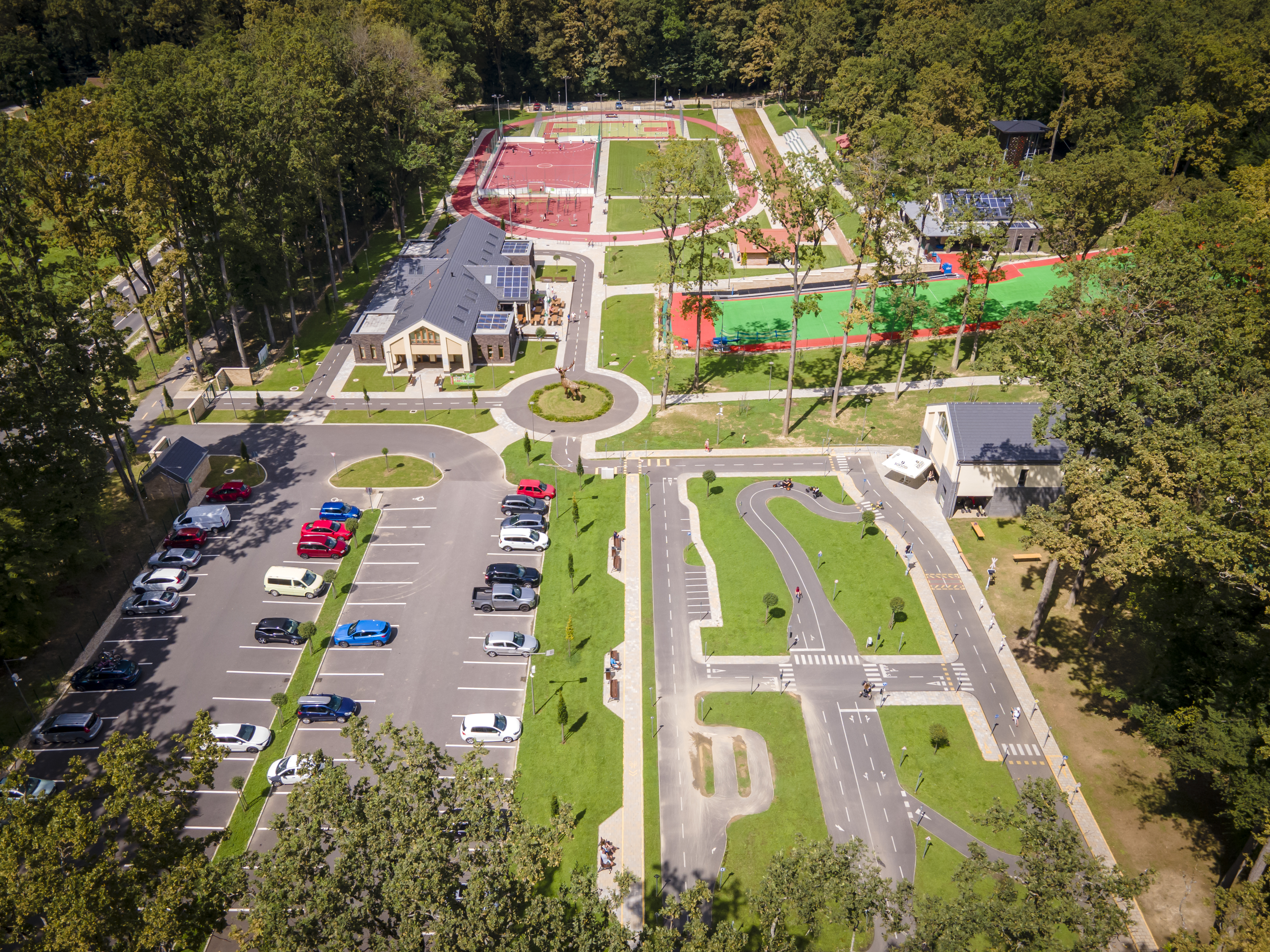 Alsóerdei Sport- és Élménypark – Játszóház